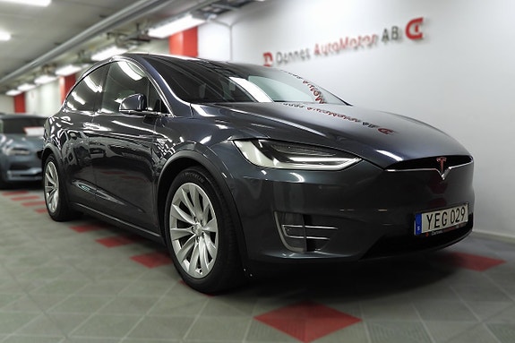 Tesla Model X 5 of 5