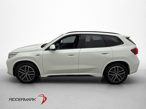 BMW X1 4 of 5