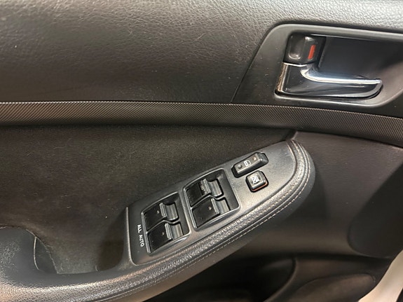 Toyota Avensis 18 of 24