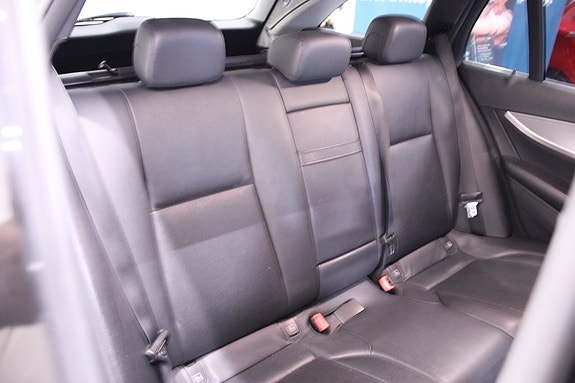 Mercedes-Benz E220 20 of 30