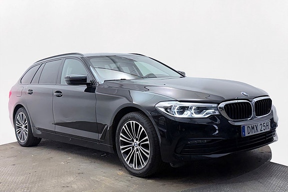 BMW 520d 4 of 5