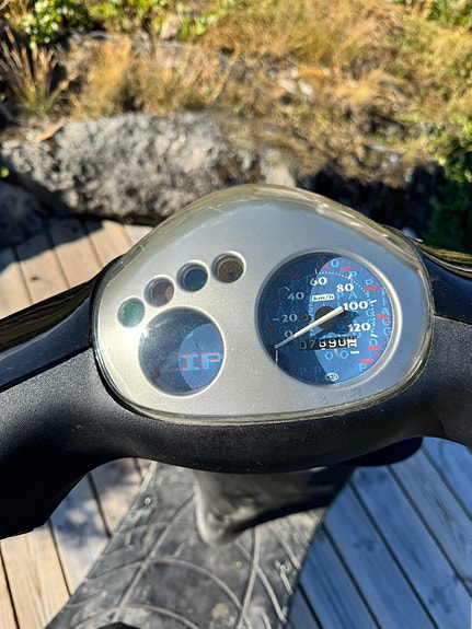 Piaggio Zip 5 of 6