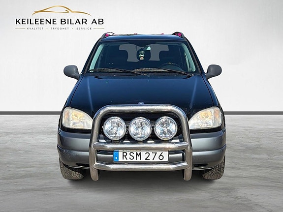 Mercedes-Benz ML320 3 of 23