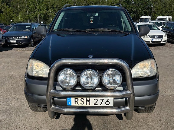 Mercedes-Benz ML320 22 of 23