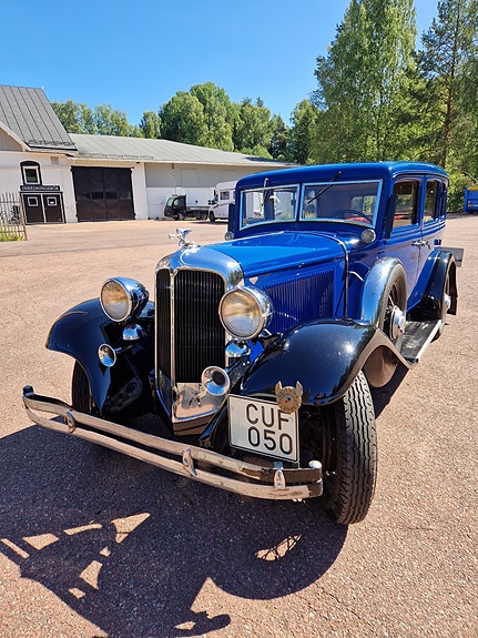 Chrysler 5 of 16
