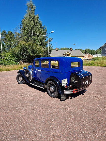 Chrysler 3 of 16