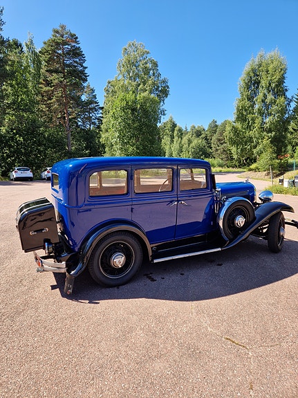 Chrysler 6 of 16