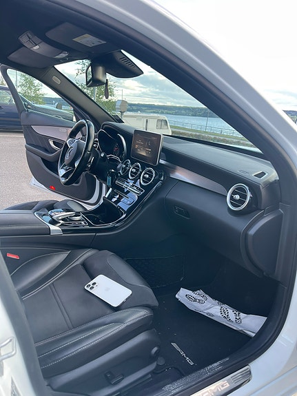 Mercedes-Benz C63 10 of 11