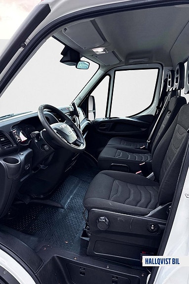 Iveco Daily 9 of 13