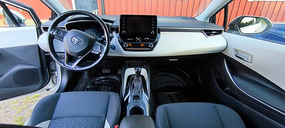 Toyota Corolla 19 of 30