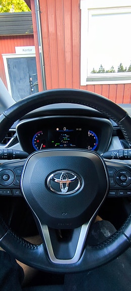 Toyota Corolla 24 of 30