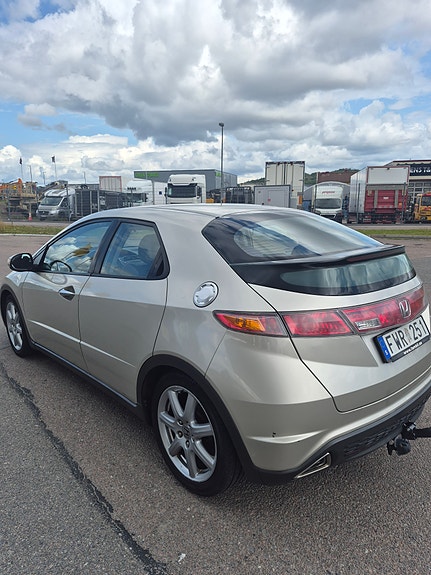 Honda Civic 5 of 5