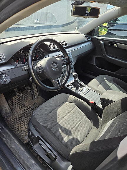 Volkswagen Passat 3 of 4