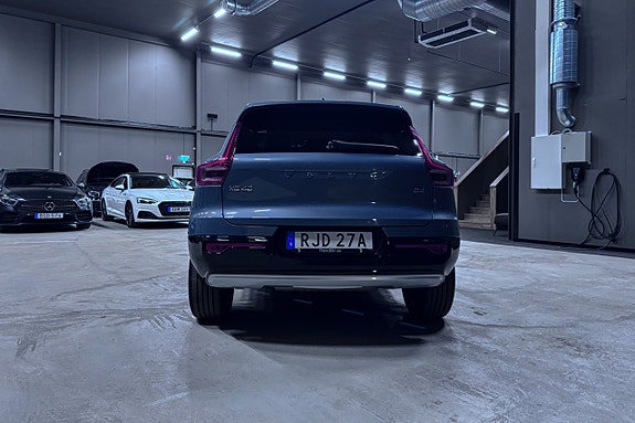 Volvo XC40 5 of 5