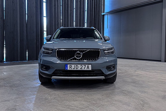 Volvo XC40 9 of 20