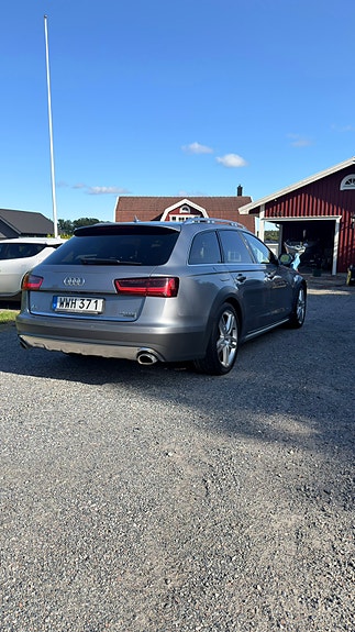 Audi A6 allroad 4 of 5