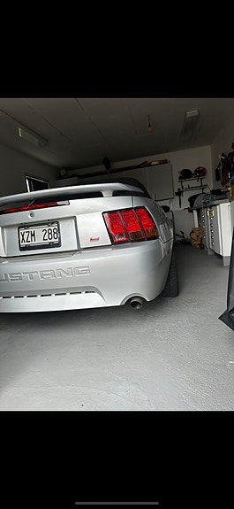 Ford Mustang 7 of 8