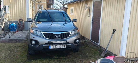 Kia Sorento 2 of 5