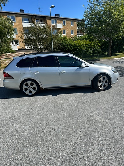 Volkswagen Golf VI 3 of 5