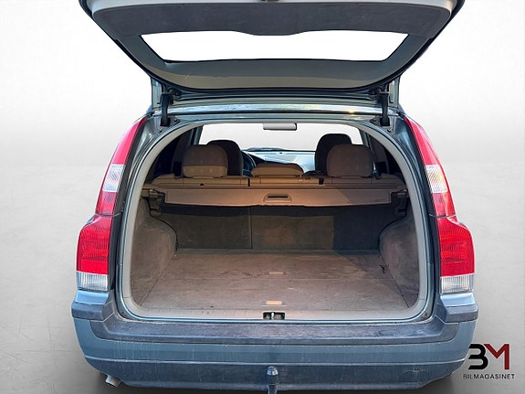 Volvo V70 16 of 16