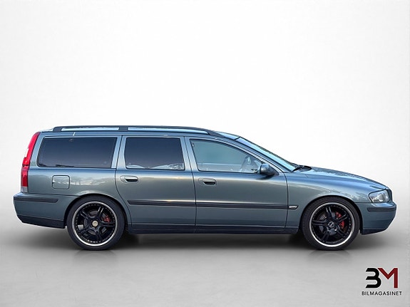 Volvo V70 7 of 16