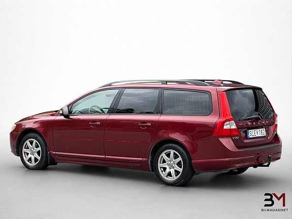 Volvo V70 4 of 17