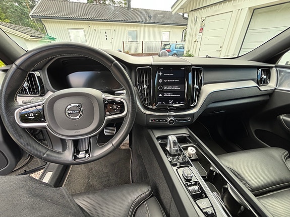 Volvo XC60 5 of 5