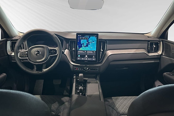 Volvo XC60 8 of 10