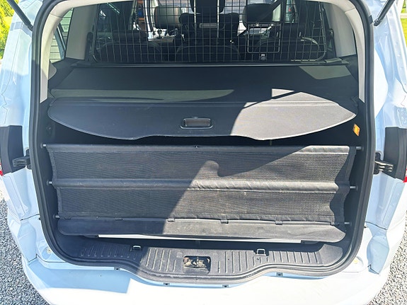 Ford S-MAX 14 of 20