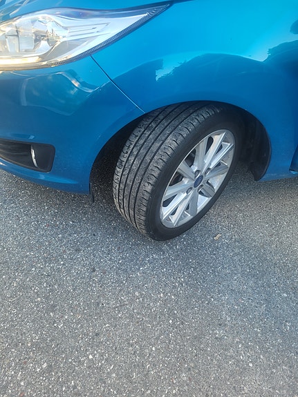 Ford Fiesta 7 of 17