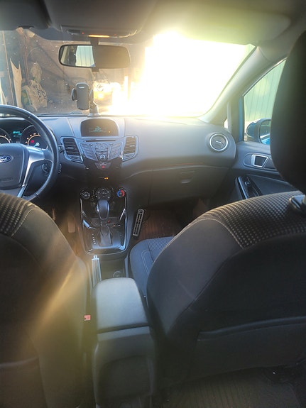 Ford Fiesta 11 of 17