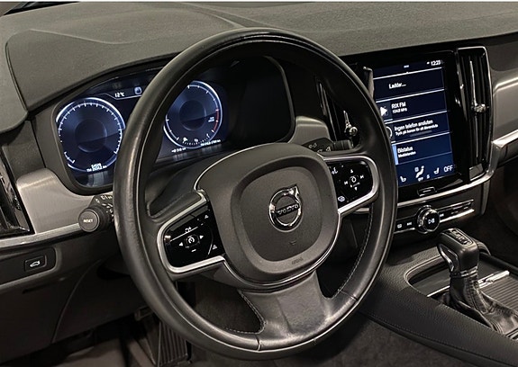 Volvo S90 4 of 4