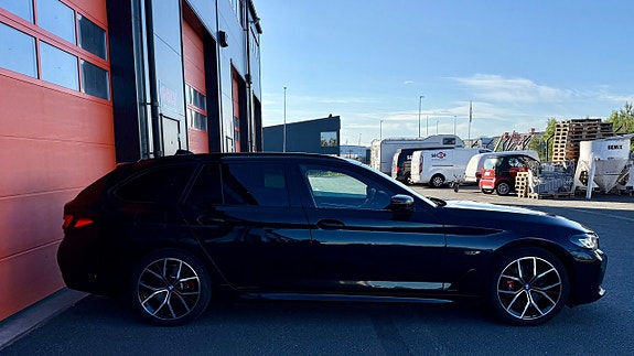 BMW 530e 4 of 24