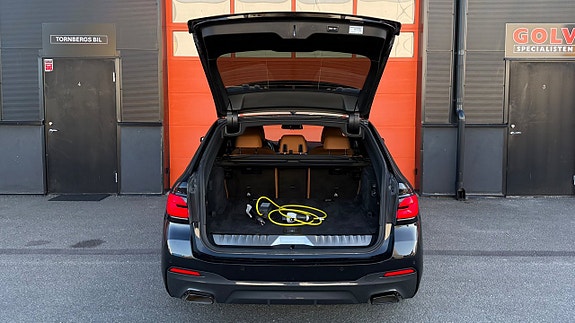 BMW 530e 11 of 24