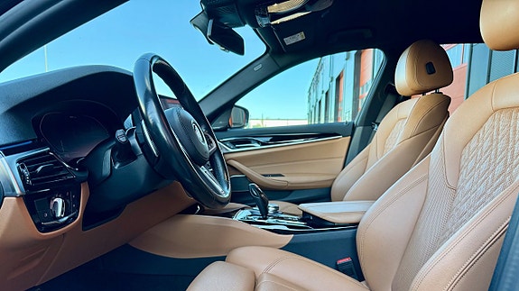 BMW 530e 14 of 24