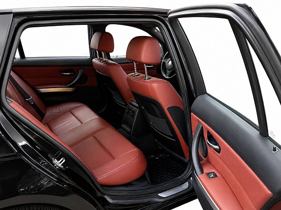 BMW 320d 11 of 12