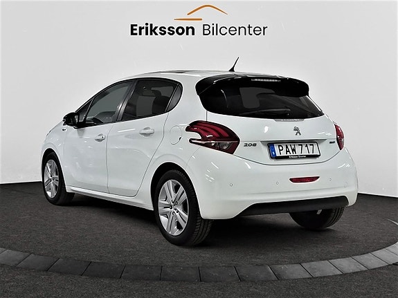 Peugeot 208 4 of 5