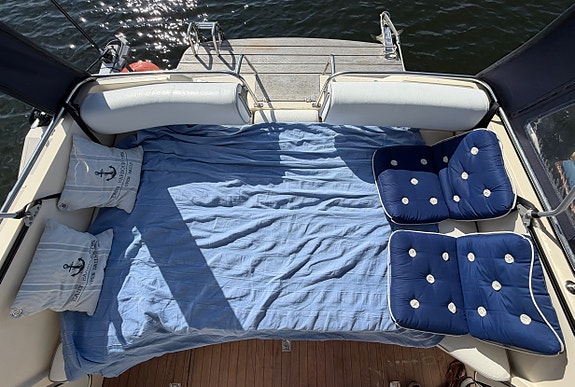 Fjord 900 Dolphin HT med ”ny” Yanmar 315 HK, 150 timmar 6 of 21
