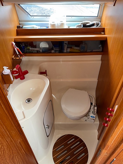 Fjord 900 Dolphin HT med ”ny” Yanmar 315 HK, 150 timmar 12 of 21