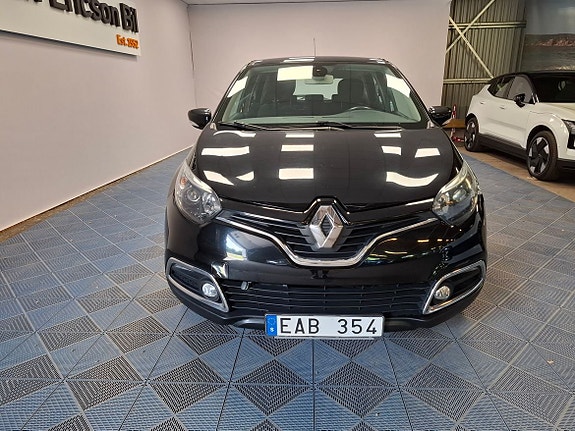 Renault Captur 2 of 5