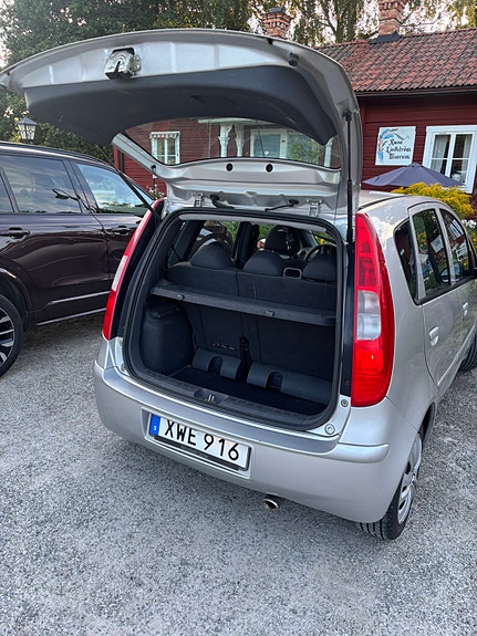 Mitsubishi Colt 4 of 5