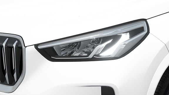 BMW X1 4 of 13