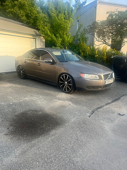 Volvo S80 5 of 5