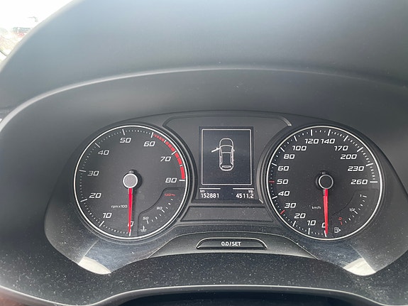 Seat Leon 5 of 5