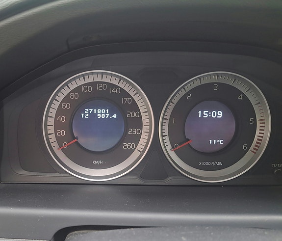 Volvo XC70 5 of 5
