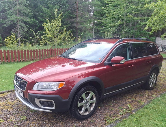 Volvo XC70 3 of 5
