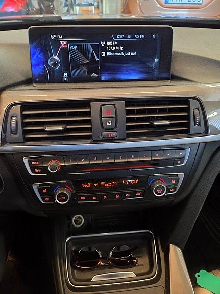 BMW 320d 11 of 18