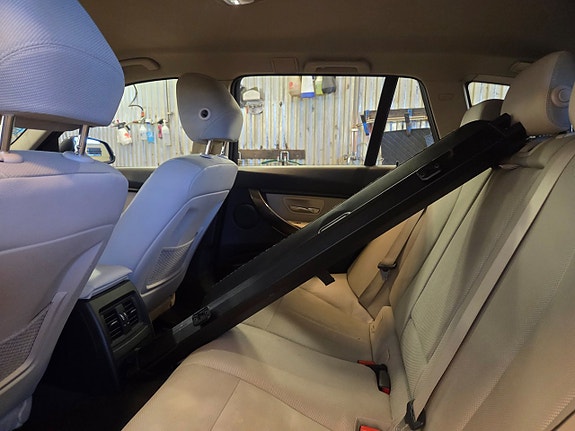 BMW 320d 10 of 18
