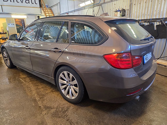 BMW 320d 6 of 18