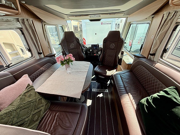 Knaus Sun I 900 LEG -Långbädd-Automat-Lyxkryssare-Alde-Skinnklädsel 9 of 24